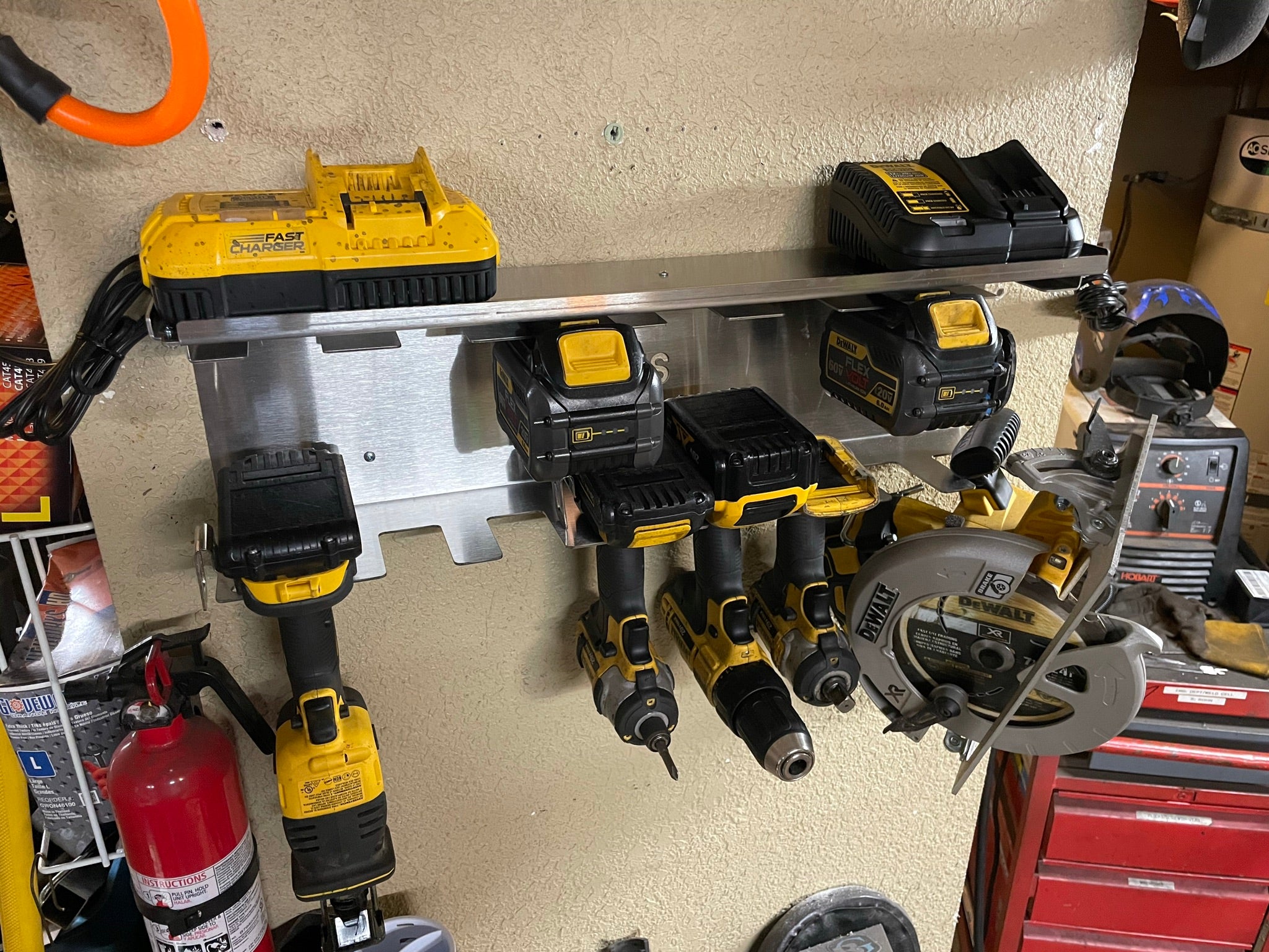 Battery tool rack online
