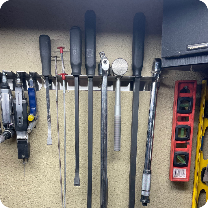 DES Pry Bar, Breaker Bar, and Hammer Storage Rack